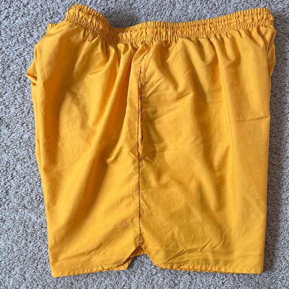 Vintage New Balance Shorts - Picture 6 of 8